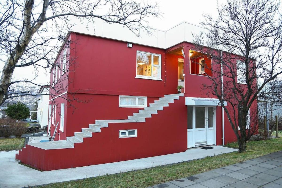 Íbúð með gott andrúmsloft Akureyri Exterior foto